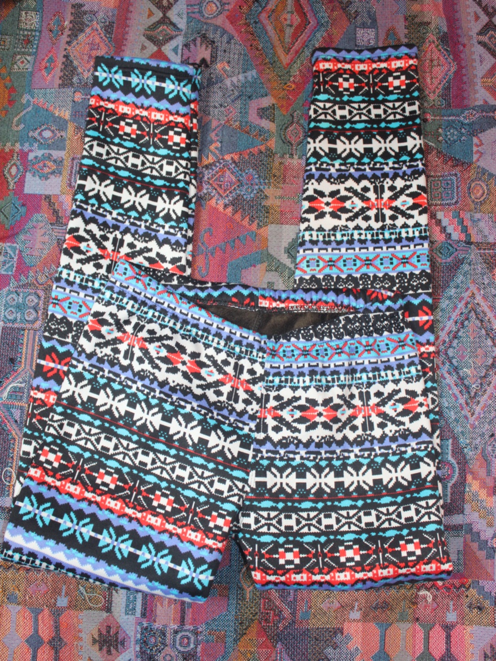 JUST COZY Fleece Lined Leggings Aztec Tribal Geometric Pattern OSFM Winter Warm